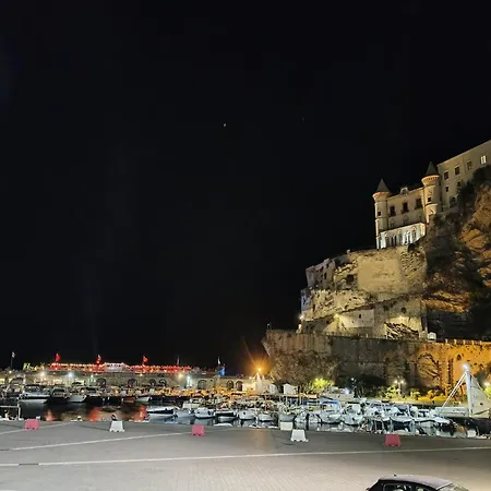 Apartment Sea, Sun & Sight