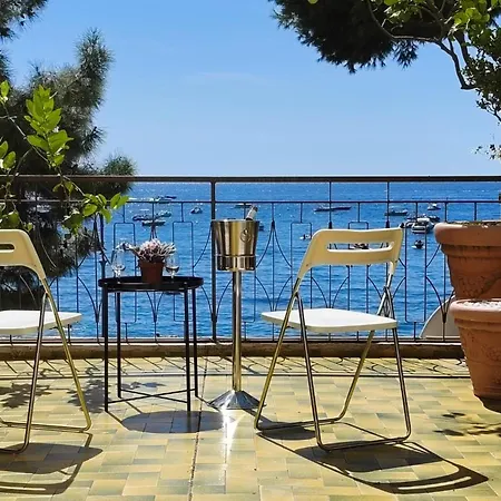 Apartment Sea, Sun & Sight