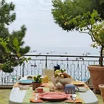 Sea, Sun & Sight Апартаменты
